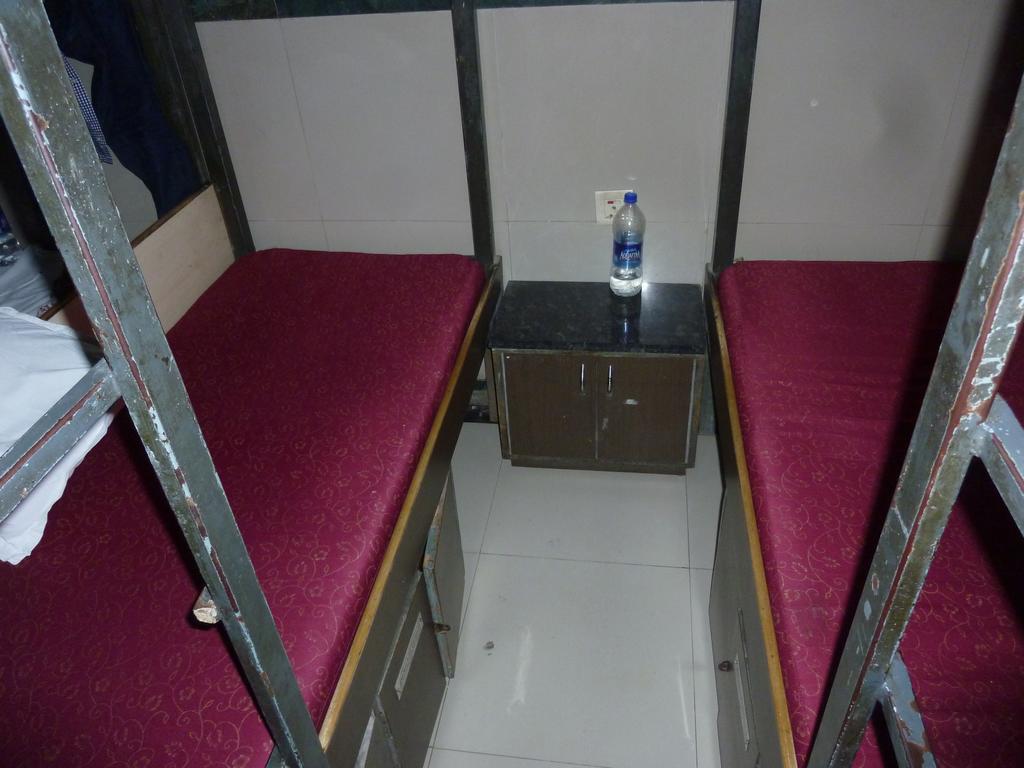 Basera Hotel - Mumbai — Photos 3